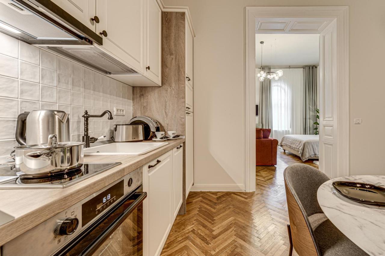 Central Family Apartment 아라드 외부 사진